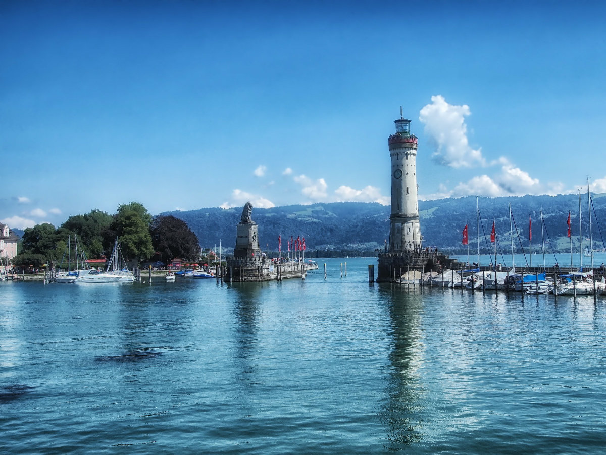 ferienwohnung-lindau-insel-hafen.jpg